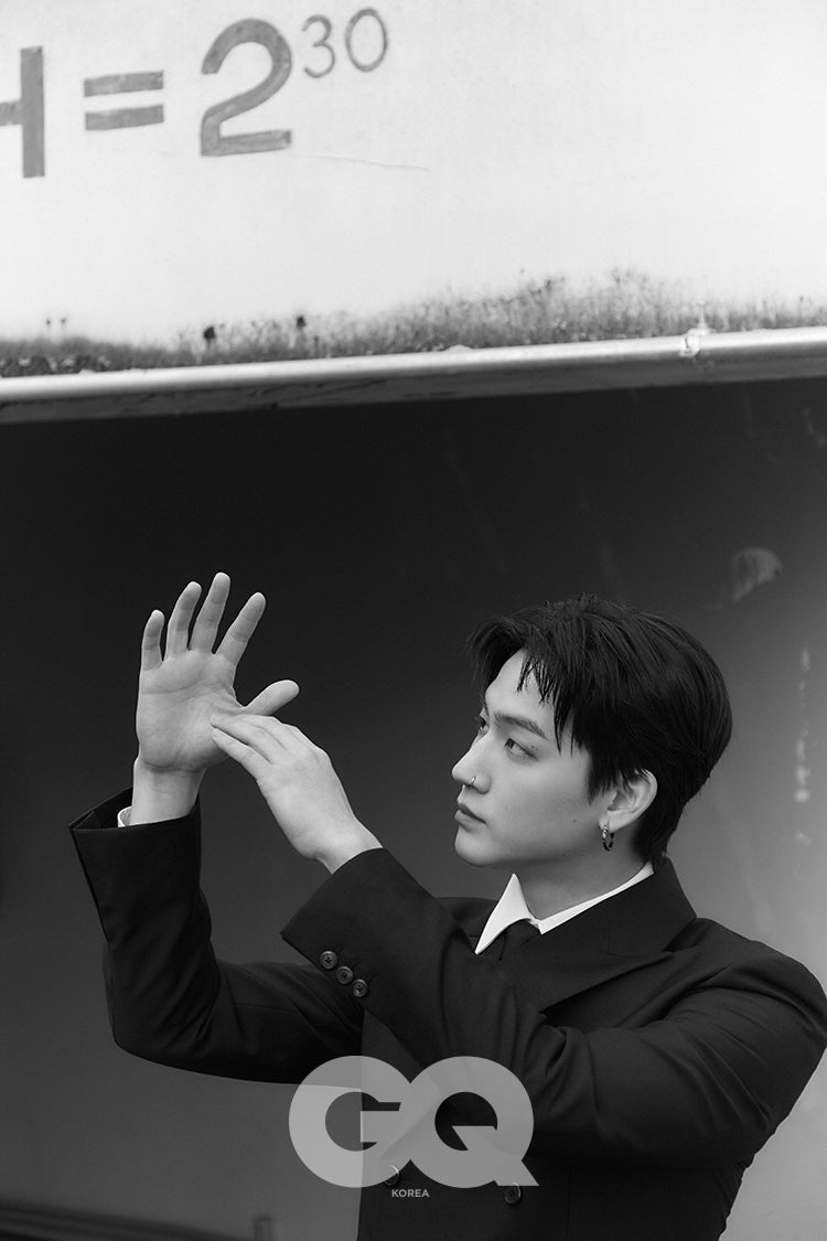 BLACKPINK x GQ Korea - Jisoo Cover A (GQ Magazin 02/23) - Seoul-Mate