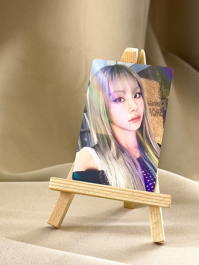 TWICE - Ready to Be WithMuu Holographic Photocard - Seoul-Mate