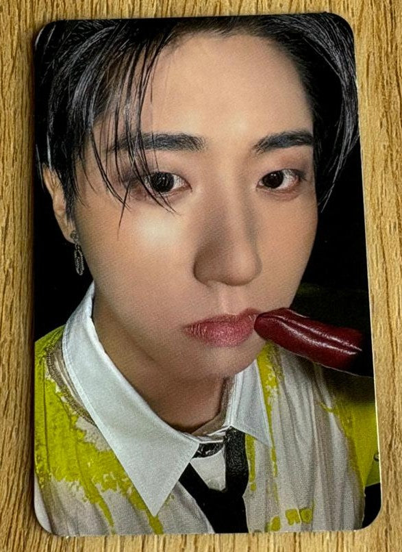 STRAY KIDS - ROCK-STAR Soundwave POB photo card